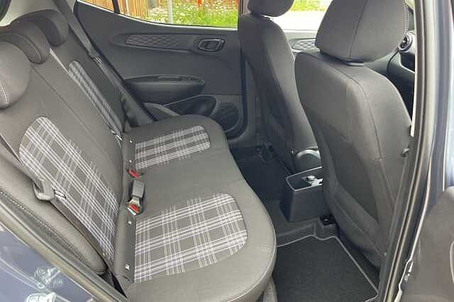 Hyundai i10 1.2 [79] Premium 5dr Auto [Nav]