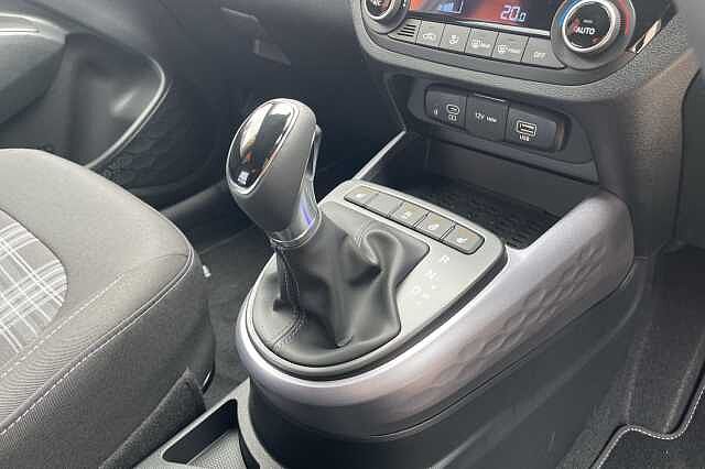 Hyundai i10 1.2 [79] Premium 5dr Auto [Nav]