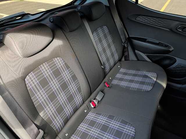 Hyundai i10 1.2 [79] Premium 5dr Auto [Nav]
