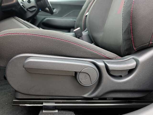 Hyundai KONA 1.6 GDi Hybrid N Line 5dr DCT