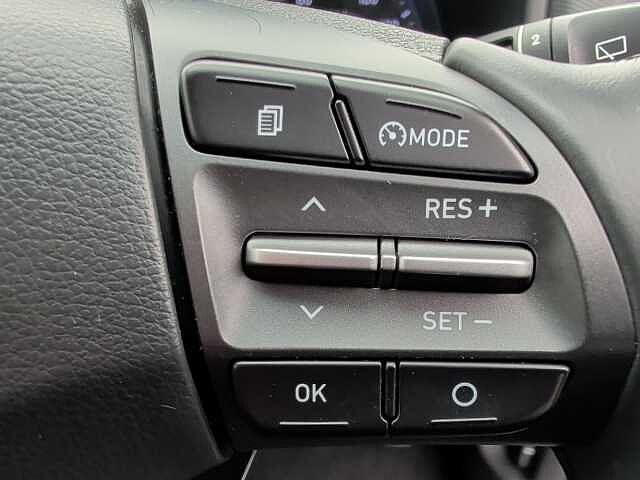 Hyundai KONA 1.6 GDi Hybrid Premium 5dr DCT