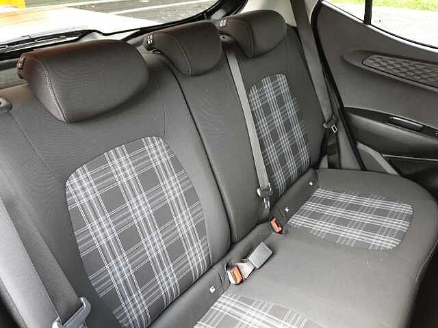 Hyundai I10 1.0 [63] Premium 5dr Auto [Nav] Black