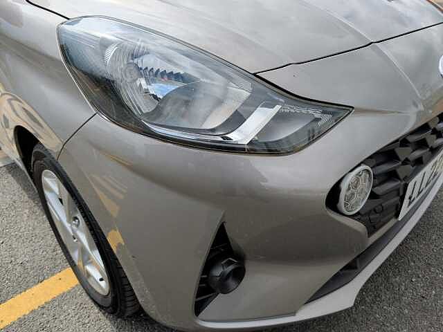 Hyundai i10 1.2 MPi SE Connect 5dr