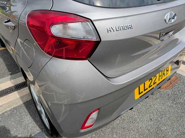Hyundai i10 1.2 MPi SE Connect 5dr