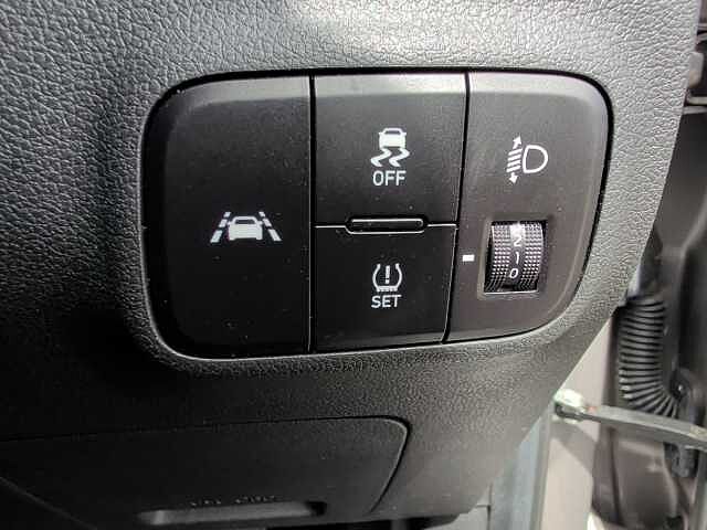 Hyundai i10 1.2 MPi SE Connect 5dr