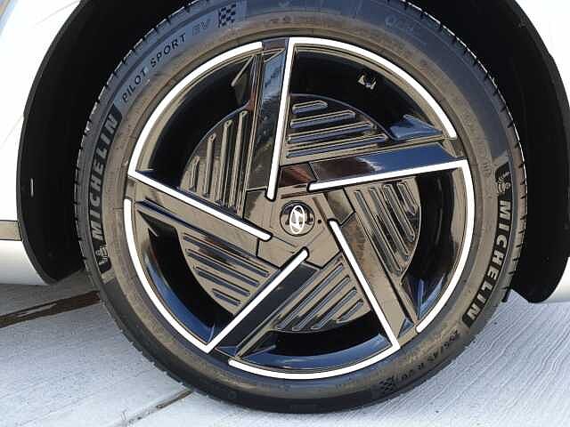 Hyundai IONIQ 5 168kW Ultimate 84 kWh 5dr Auto