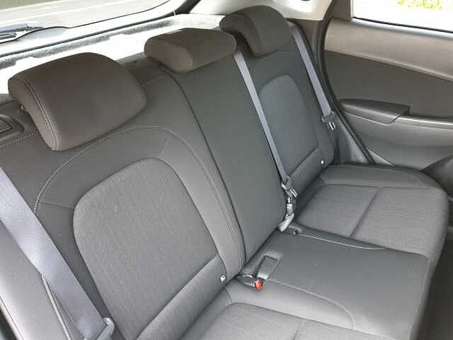 Hyundai KONA 1.6 GDi Hybrid Premium 5dr DCT Grey