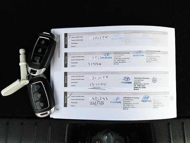 Hyundai KONA 1.6 GDi Hybrid Premium 5dr DCT Grey