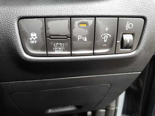 Hyundai KONA 1.6 GDi Hybrid Premium 5dr DCT Grey