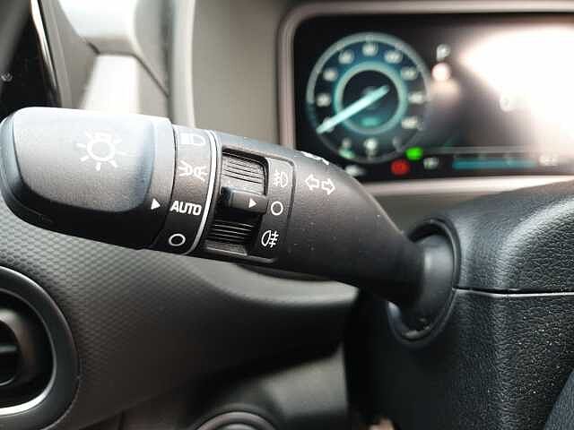 Hyundai KONA 1.6 GDi Hybrid Premium 5dr DCT Grey