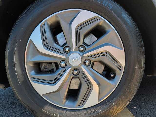 Hyundai KONA 1.6 GDi Hybrid SE Connect 5dr DCT White