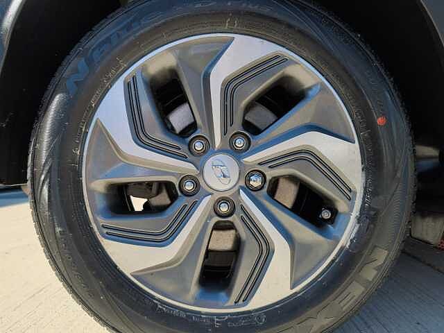 Hyundai KONA 1.6 GDi Hybrid SE Connect 5dr DCT White