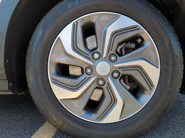 Hyundai KONA 1.6 GDi Hybrid SE Connect 5dr DCT White