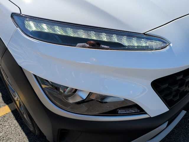 Hyundai KONA 1.6 GDi Hybrid SE Connect 5dr DCT White