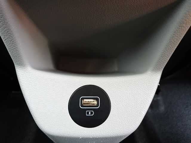 Hyundai BAYON 1.0 TGDi 48V MHEV Ultimate 5dr DCT Red