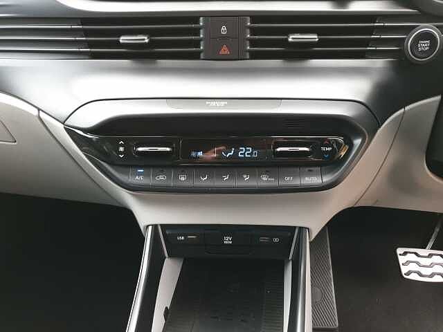 Hyundai BAYON 1.0 TGDi 48V MHEV Ultimate 5dr DCT Red