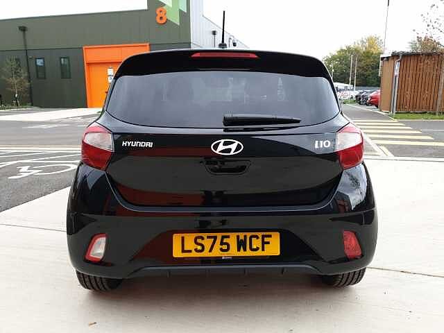 Hyundai i10 1.0 AMT. 2025MY Premium