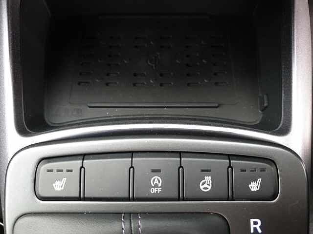 Hyundai i10 1.0 AMT. 2025MY Premium