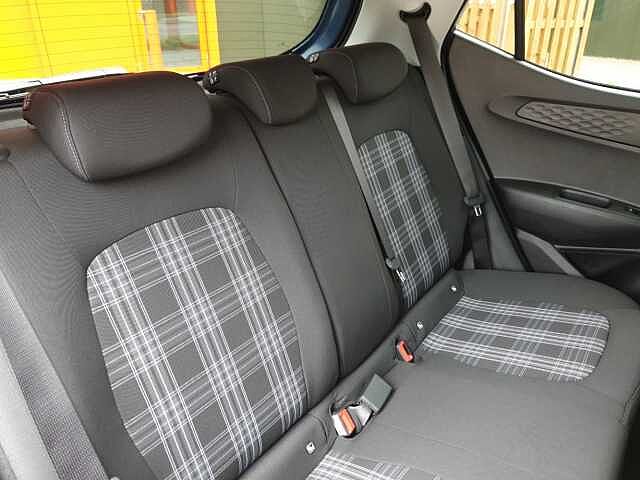 Hyundai i10 1.2 [79] Premium 5dr Auto [Nav]