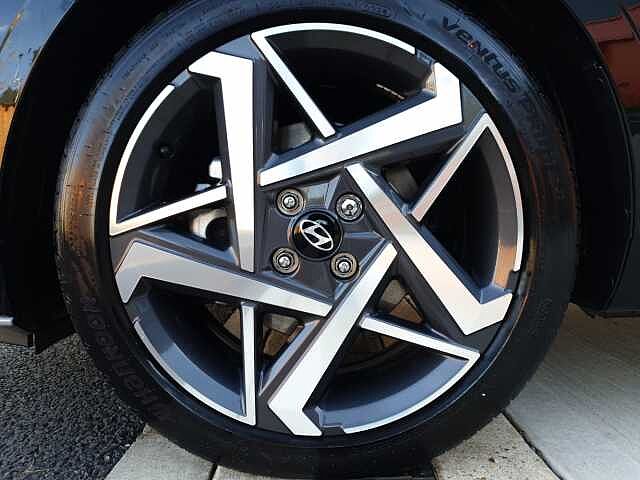 Hyundai i20 1.0T GDi Premium 5dr