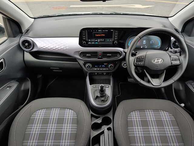 Hyundai I10 1.2 [79] Premium 5dr Auto [Nav] White