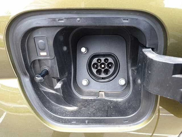 Hyundai Santa Fe Estate 1.6 TGDi Plug-in Hybrid Ultimate 5dr 4WD Auto