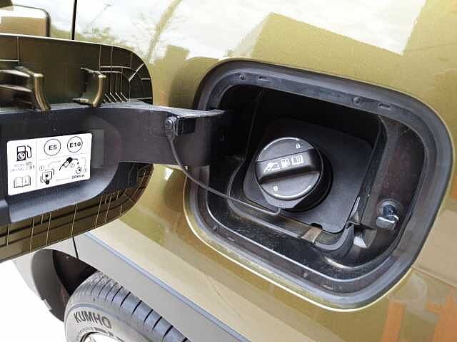 Hyundai Santa Fe Estate 1.6 TGDi Plug-in Hybrid Ultimate 5dr 4WD Auto