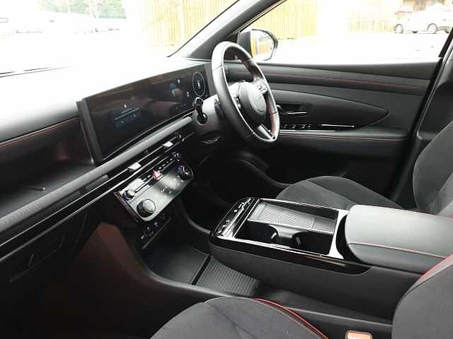 Hyundai TUCSON 1.6T Hybrid N Line S 5dr Auto Black