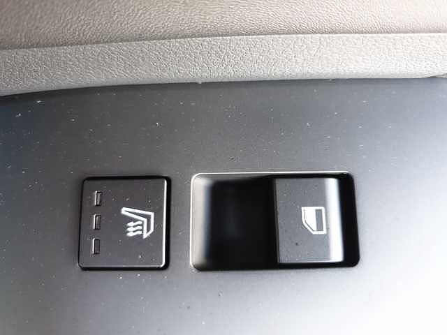 Hyundai KONA 1.6T 138 Ultimate 5dr DCT Blue