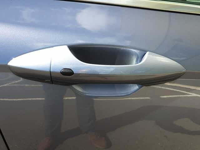 Hyundai KONA 1.6T 138 Ultimate 5dr DCT Blue