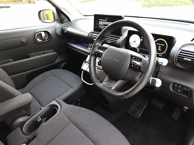 Hyundai INSTER 85kW 02 49kWh 5dr Auto Green