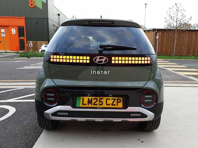 Hyundai INSTER 85kW 02 49kWh 5dr Auto Green