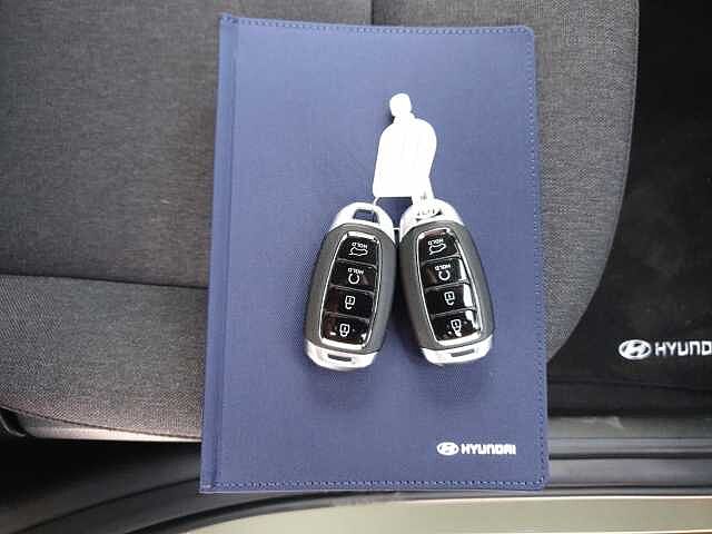 Hyundai INSTER 85kW 02 49kWh 5dr Auto Green