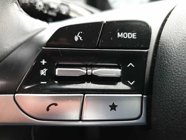 Hyundai TUCSON 1.6 TGDi Ultimate 5dr 2WD White