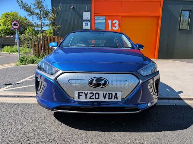 Hyundai ioniq Electric SUV 	E (136ps) Premium 39kWh