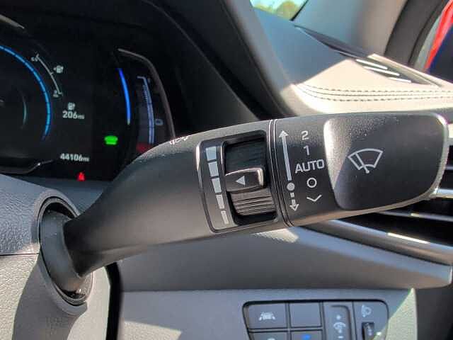Hyundai ioniq Electric SUV 	E (136ps) Premium 39kWh