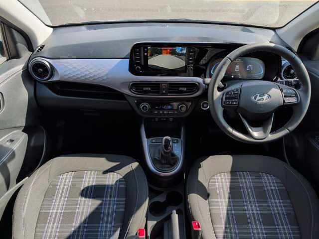 Hyundai i10 1.2 [79] Premium 5dr Auto [Nav]