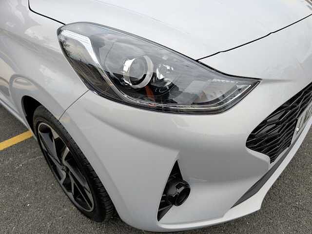 Hyundai i10 1.2 [79] Premium 5dr [Nav]