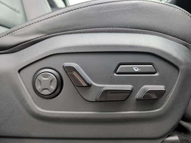 Hyundai SANTA FE 1.6 TGDi Plug-in Hybrid Calligraphy 5dr 4WD Auto
