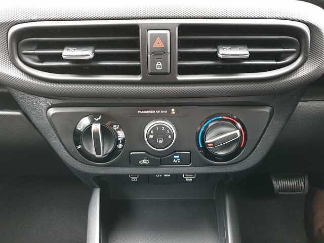 Hyundai i10 1.2 [79] Advance 5dr Auto [Nav]