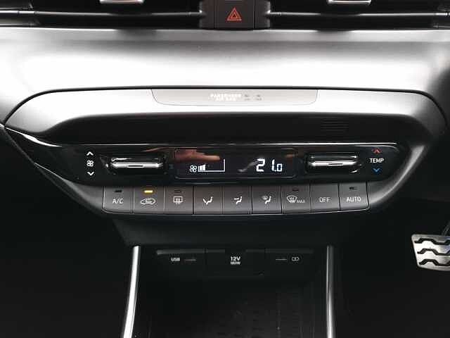 Hyundai BAYON 1.0 TGDi 48V MHEV Premium 5dr DCT Black