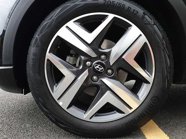 Hyundai BAYON 1.0 TGDi 48V MHEV Premium 5dr DCT Black