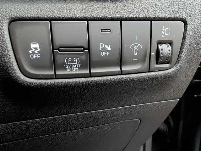 Hyundai KONA 1.6 GDi Hybrid SE Connect 5dr DCT