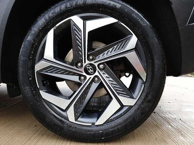 Hyundai TUCSON 1.6 TGDi Hybrid 230 Premium 5dr 2WD Auto Grey