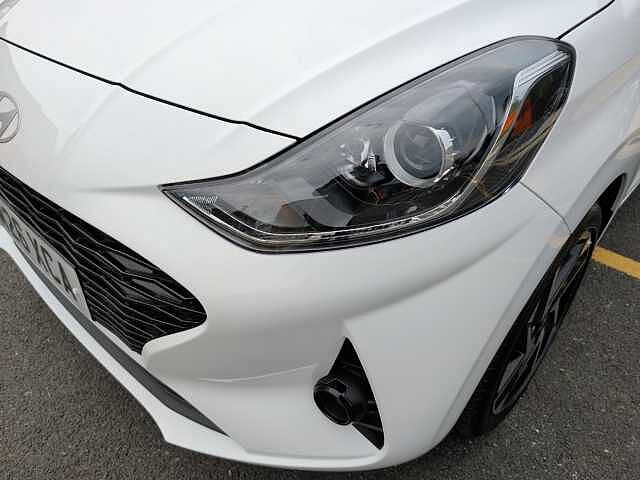 Hyundai i10 1.2 [79] Premium 5dr [Nav]
