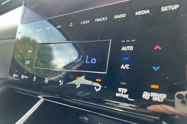 Hyundai Tucson 1.6 TGDi Hybrid 230 Premium 5dr 2WD Auto