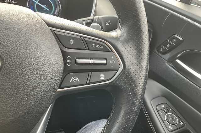 Hyundai Santa Fe 1.6 TGDi Hybrid Ultimate 5dr 4WD Auto
