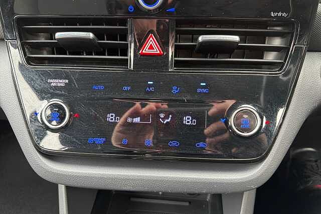 Hyundai IONIQ 1.6 GDi Hybrid Premium 5dr DCT Fiery Red