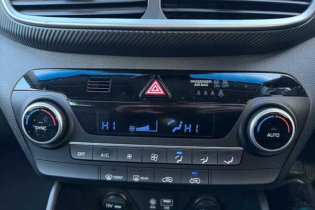 Hyundai TUCSON CRDI SE NAV MHEV Phantom Black