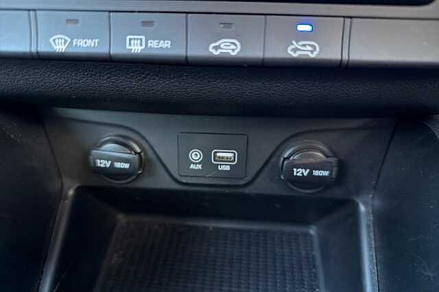 Hyundai TUCSON CRDI SE NAV MHEV Phantom Black